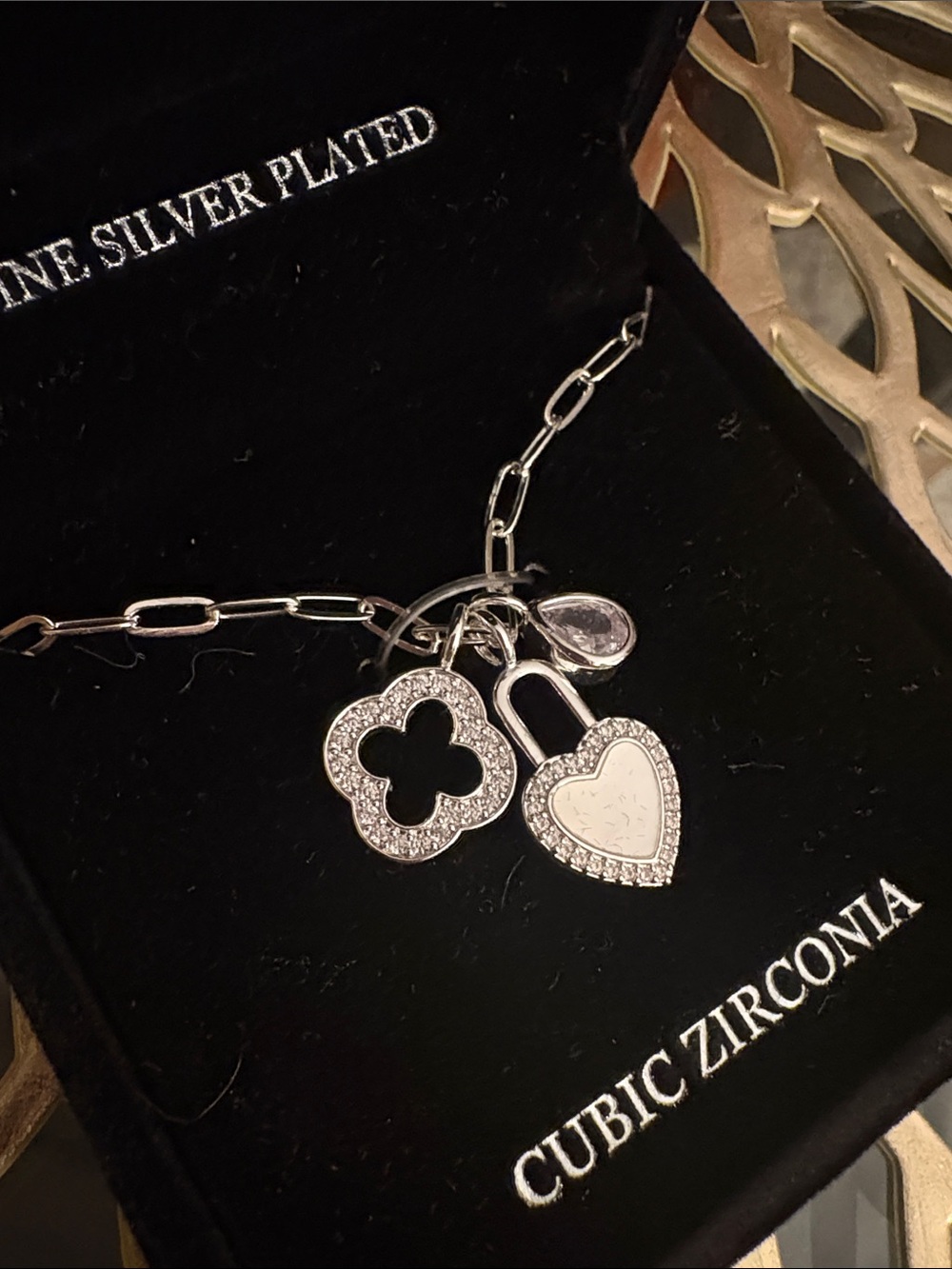 Dancraft Fine Silver Plated Necklace New in box - Picture 3 of 4